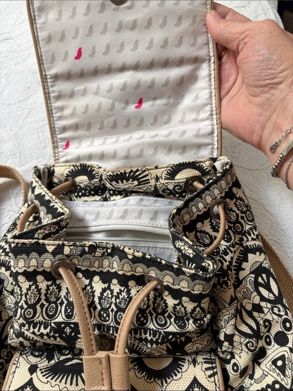 Sakroots Black & Cream Patterned Canvas Drawstring Backpack